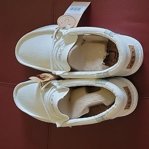 Hey Dude Shoes in white linen men's size 12